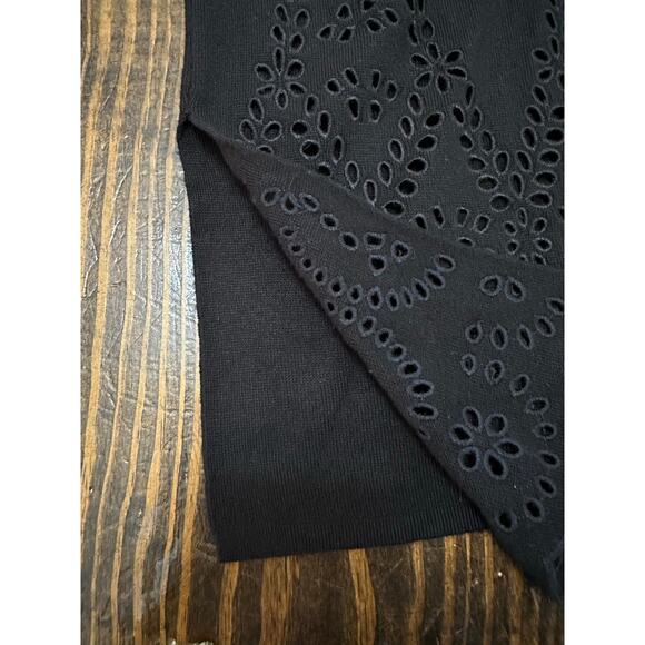 Chico’s Embroidered Eyelet sweater Ruana size SM - Picture 11 of 13